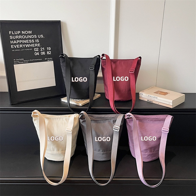 Torba typu bucket tote z własn – Women Bags Logo recenzja i cena