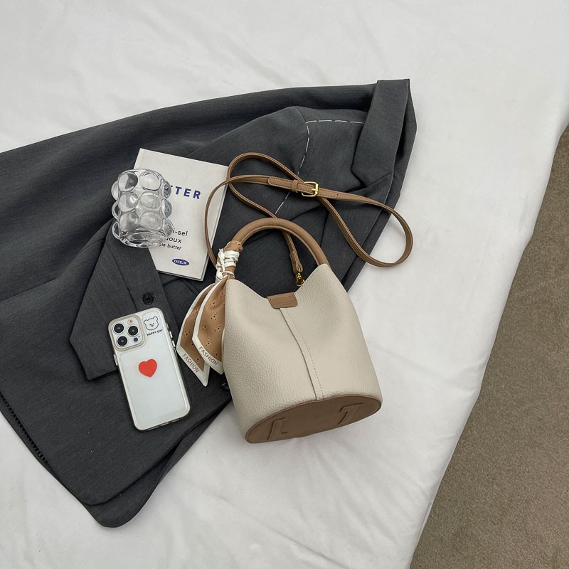 Wewnętrzny zamek błyskawiczny  – Women Hand Bags Sale recenzja i cena